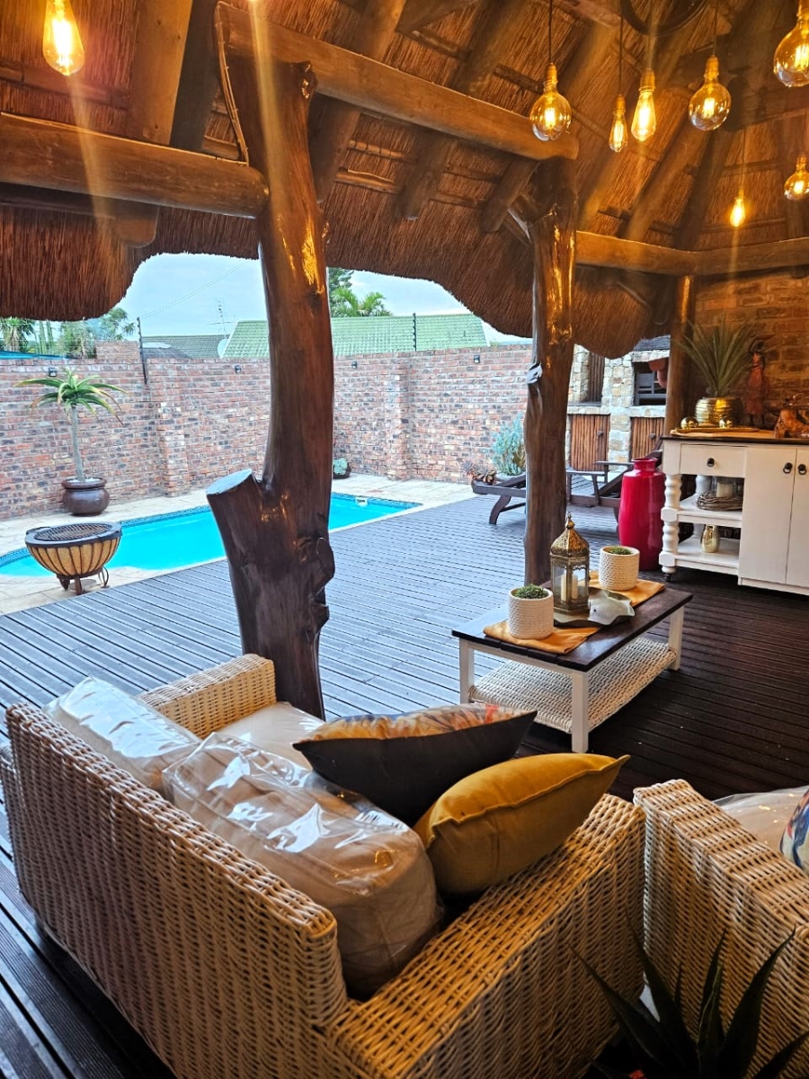 2 Bedroom Property for Sale in Strelitzia Park Eastern Cape